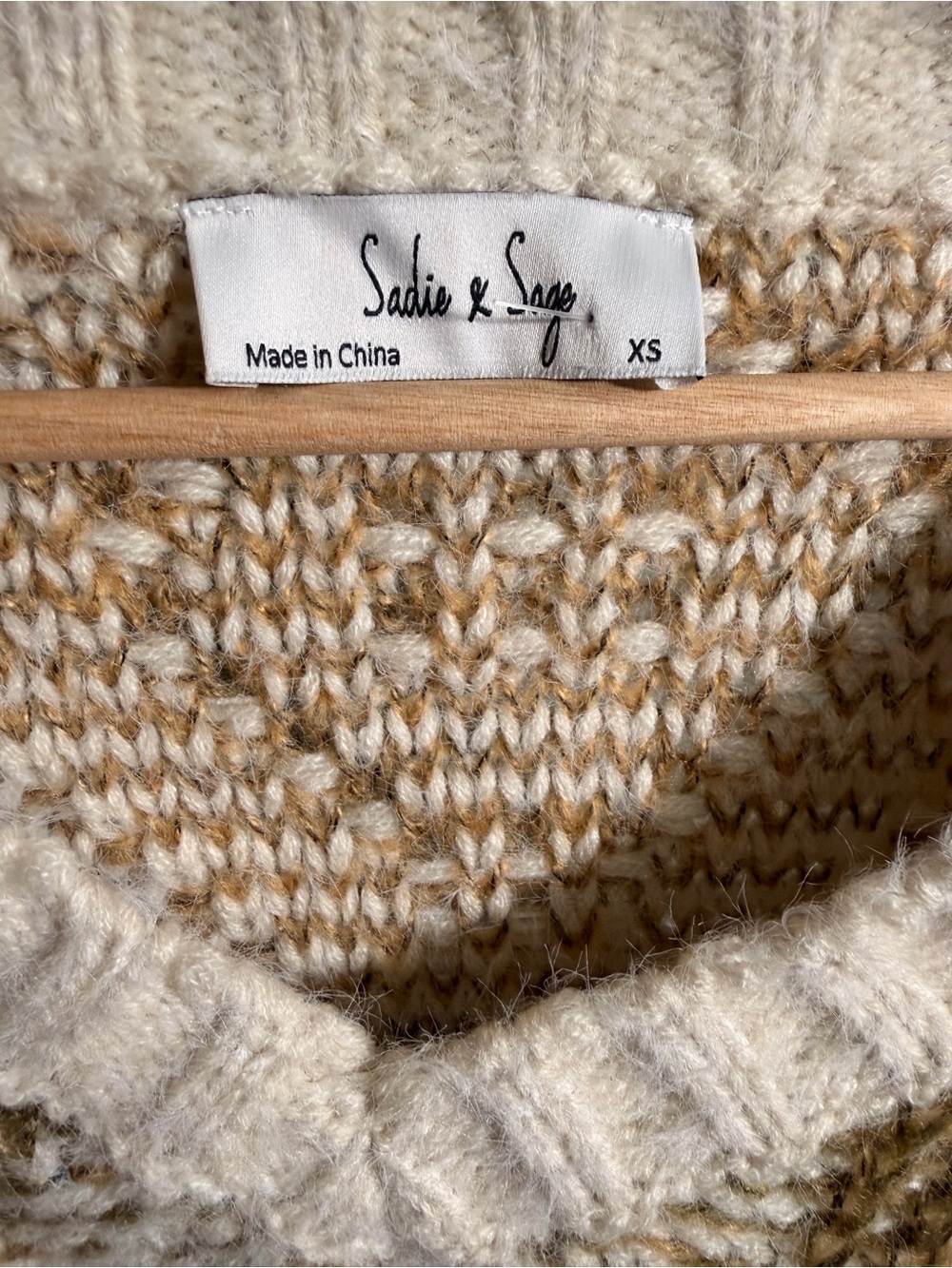 Sadie & Sage Olive and Cream Fringe V-Neck Sweater - Picture 9 of 9